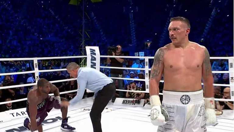 Усик – Дюбуа: текстовая трансляция защиты чемпионских титулов украинца Усик – Дюбуа: текстовая трансляция защиты чемпионских титулов украинца