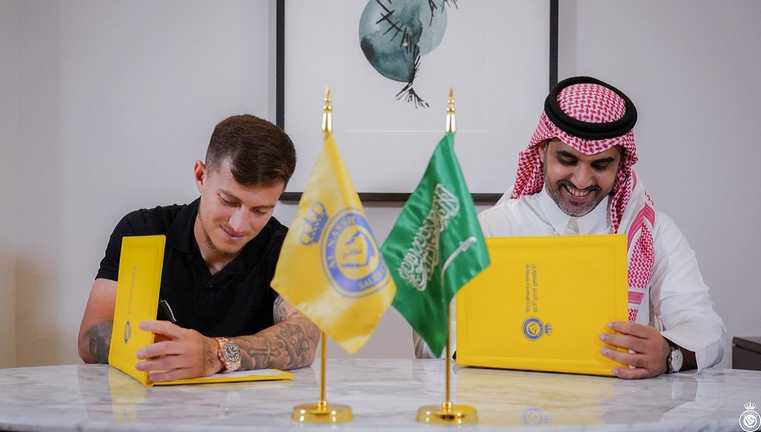 Отавіо підписує контракт з Аль-Насром / Фото Twitter