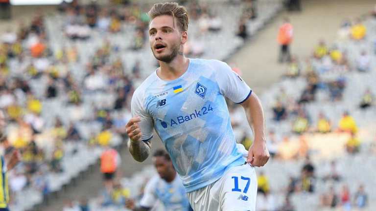 Богдан Лєднєв / фото ФК Динамо Богдан Лєднєв / фото ФК Динамо