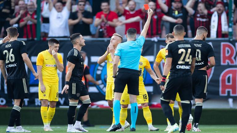 СК Дніпро-1 врятувався від поразки Спартаку Трнаві / фото СК Дніпро-1 СК Дніпро-1 врятувався від поразки Спартаку Трнаві / фото СК Дніпро-1