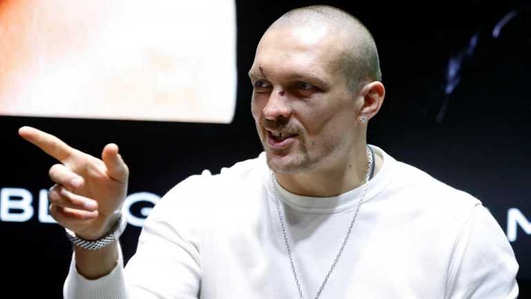 Олександр Усик / фото з соцмереж Олександр Усик / фото з соцмереж