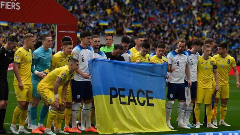 Збірна України та збірна Англії / фото The Times Збірна України та збірна Англії / фото The Times