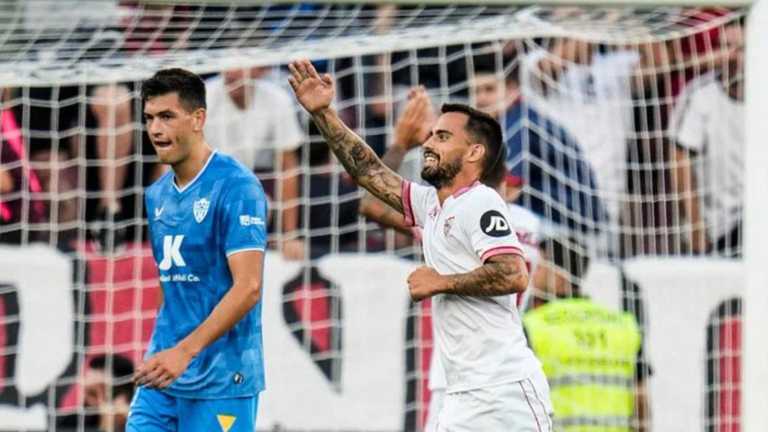 Севілья розібралася з Альмерією / фото ФК Севілья Севілья розібралася з Альмерією / фото ФК Севілья