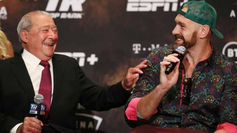 Боб Арум і Тайсон Ф'юрі / Фото Las Vegas Review-Journal Боб Арум і Тайсон Ф'юрі / Фото Las Vegas Review-Journal