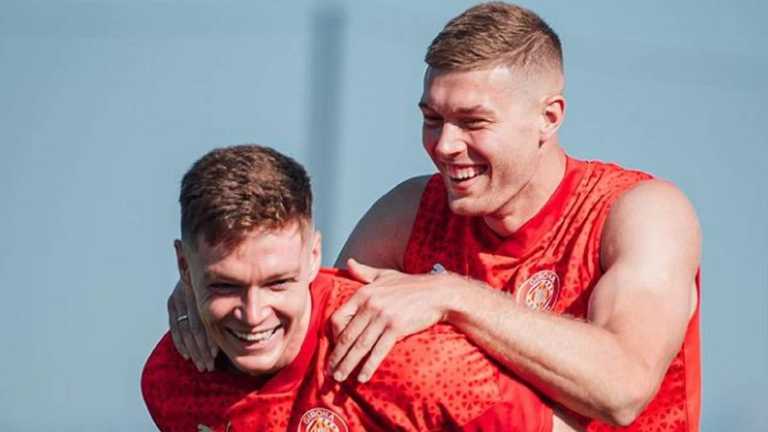 Артем Довбик та Віктор Циганков / Фото ФК Жирона Артем Довбик та Віктор Циганков / Фото ФК Жирона