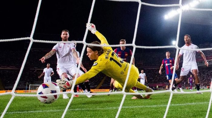 Отчаяние Рамоса в видеообзоре матча Барселона – Севилья – 1:0