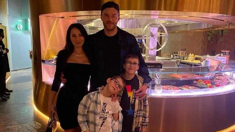 Андрей Ярмоленко с семьей / Фото с Instagram Андрей Ярмоленко с семьей / Фото с Instagram