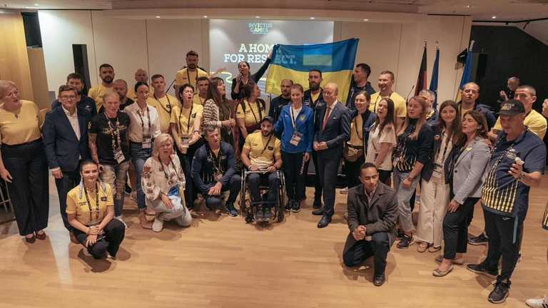 Вечеринка-благодарность от украинцев на Играх Непокоренных / Фото Invictus Games: Team Ukraine. Вечеринка-благодарность от украинцев на Играх Непокоренных / Фото Invictus Games: Team Ukraine.