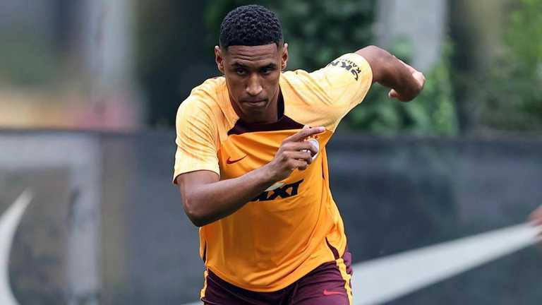 Тете / фото ФК Галатасарай Тете / фото ФК Галатасарай