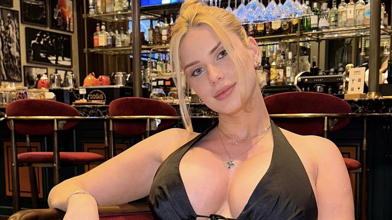 Анна Зубкова / фото Instagram Анна Зубкова / фото Instagram