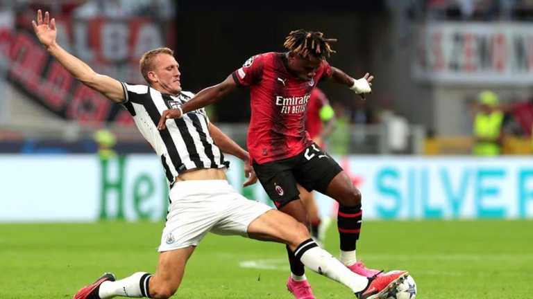 Мілан та Ньюкасл розійшлися миром / фото УЄФА Мілан та Ньюкасл розійшлися миром / фото УЄФА