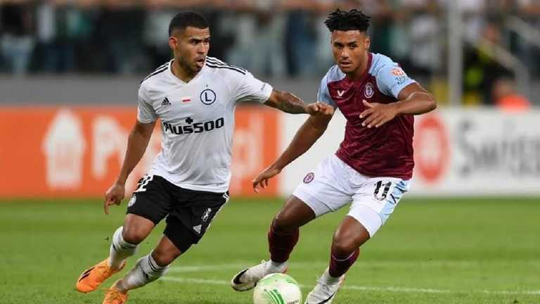 Астон Вілла поступилася Легії / фото із соцмереж Астон Вілла поступилася Легії / фото із соцмереж