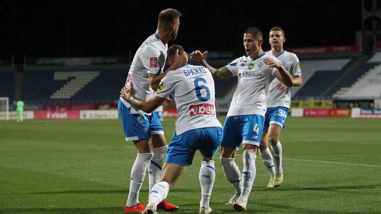 Владимир Бражко с партнерами / Фото ФК Динамо Владимир Бражко с партнерами / Фото ФК Динамо