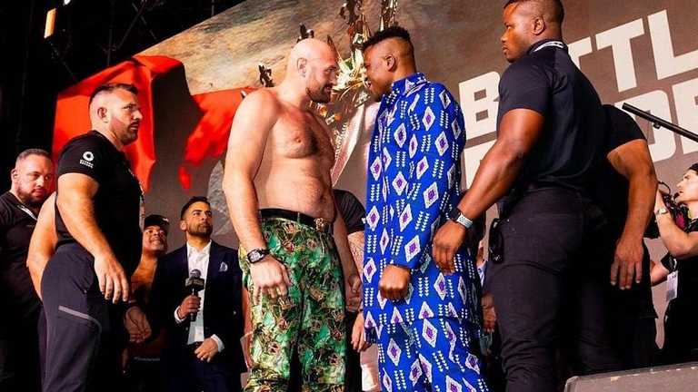 Ф'юрі та Нганну / фото Top Rank Ф'юрі та Нганну / фото Top Rank