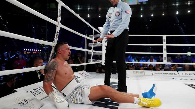 Александр Усик – Даниэль Дюбуа / Фото REUTERS Александр Усик – Даниэль Дюбуа / Фото REUTERS