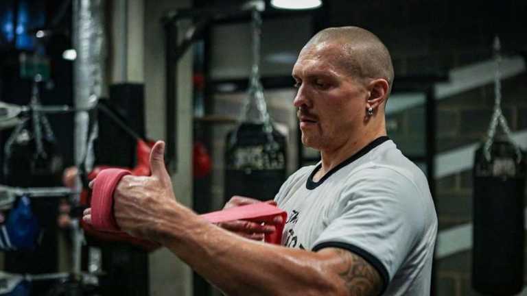 Олександр Усик / фото з соцмереж боксера Олександр Усик / фото з соцмереж боксера