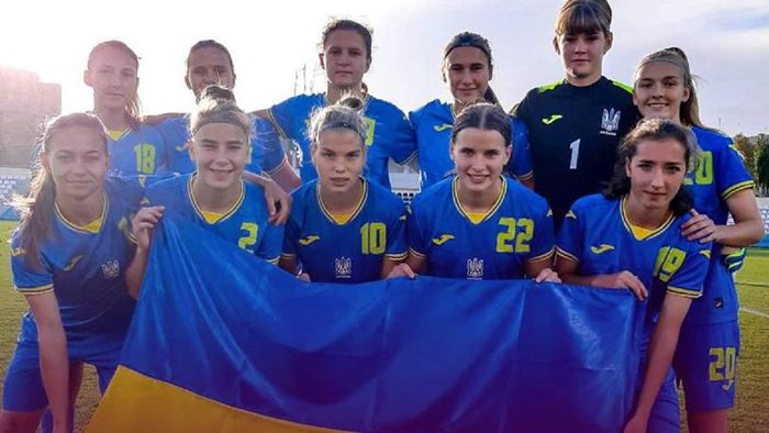 Женская сборная Украины U-19 уничтожила сверстниц из Армении в отборе на футбольное Евро-2024