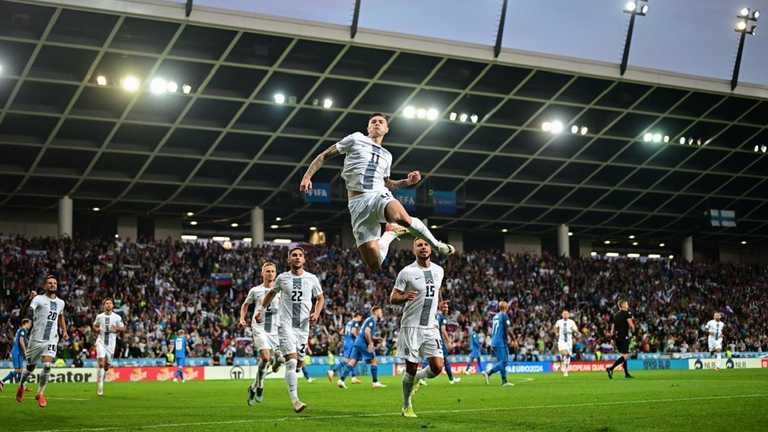 Словенія святкує гол / Фото Twitter збірної Словенія святкує гол / Фото Twitter збірної