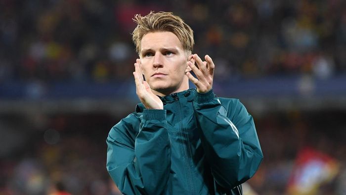 Неудача Зинченко и Ко в видеообзоре матча Ланс – Арсенал – 2:1 Неудача Зинченко и Ко в видеообзоре матча Ланс – Арсенал – 2:1