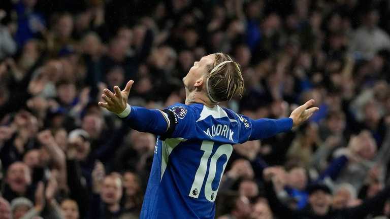 Розкішний гол Мудрика у відеоогляді матчу Челсі – Арсенал – 2:2 Розкішний гол Мудрика у відеоогляді матчу Челсі – Арсенал – 2:2