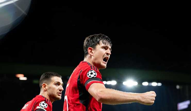 Магвайр дарує перемогу МЮ / Twitter Магвайр дарує перемогу МЮ / Twitter