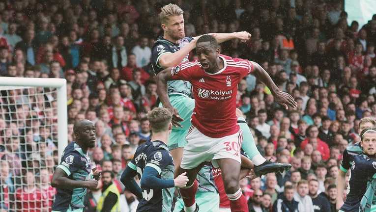 Ноттінгем зіграв внічию з Брентфордом / Фото Twitter "бджіл"