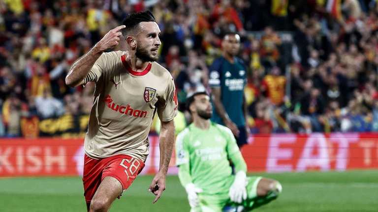 Ланс сенсаційно здолав Арсенал / Фото Twitter французького клубу Ланс сенсаційно здолав Арсенал / Фото Twitter французького клубу