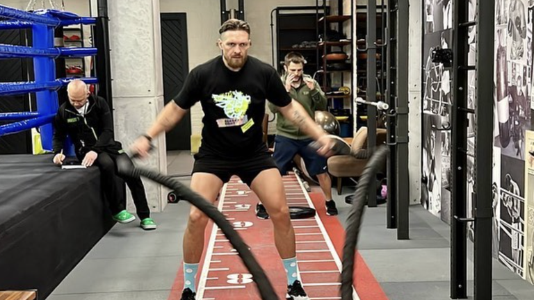 Олександр Усик / фото instagram.com/usykaa/?hl=uk Олександр Усик / фото instagram.com/usykaa/?hl=uk