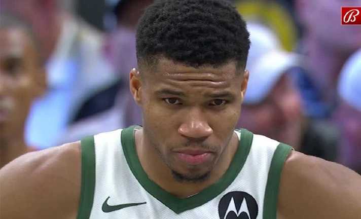 Янніс / скриншот відео Янніс / скриншот відео