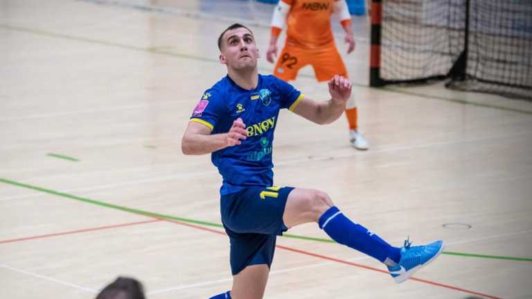 ХІТ / фото Олміссум ХІТ / фото Олміссум