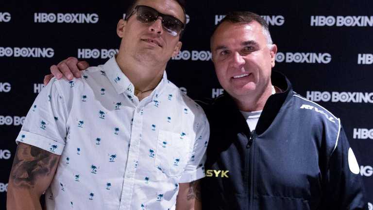 Олександр Усик та Егіс Клімас / MIGUEL SALAZAR Олександр Усик та Егіс Клімас / MIGUEL SALAZAR