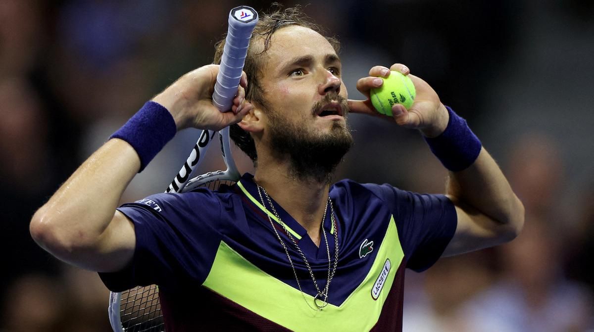 Медвєдєв знову зашкварився / фото Reuters