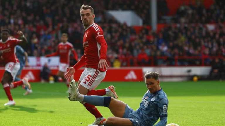 Астон Вилла уступила Ноттингему / Фото Reuters Астон Вилла уступила Ноттингему / Фото Reuters