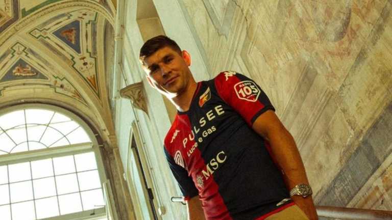 Руслан Маліновський / фото ФК Дженоа Руслан Маліновський / фото ФК Дженоа