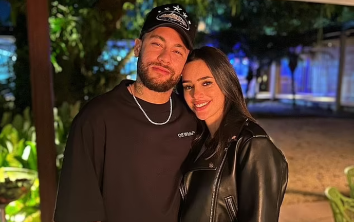 Неймар і Бруна Б'янкарді / instagram.com/neymarjr Неймар і Бруна Б'янкарді / instagram.com/neymarjr