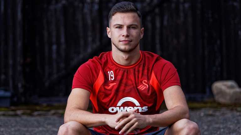 Микола Кухаревич / Swansea City AFC Микола Кухаревич / Swansea City AFC