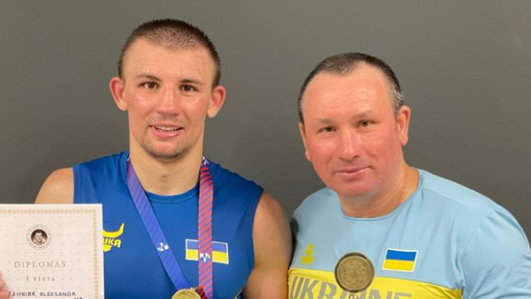 Александр Хижняк с отцом / Фото instagram.com/khyzhniak_oleksandr Александр Хижняк с отцом / Фото instagram.com/khyzhniak_oleksandr