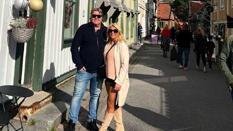 Томас Бролін з дружиною / Фото instagram.com/tomasbrolin11