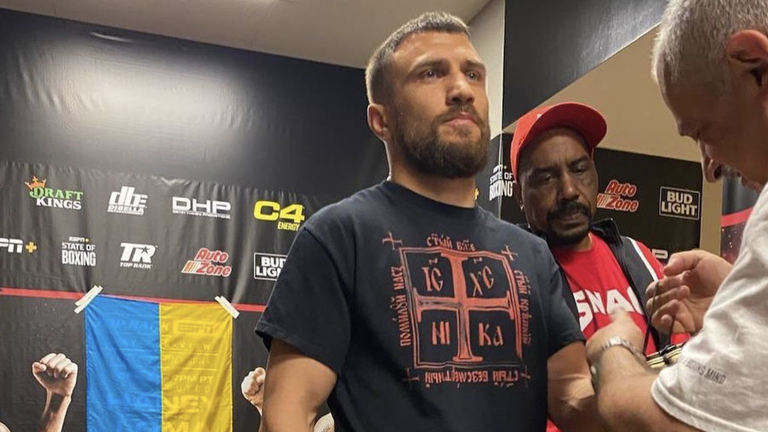 Василий Ломаченко / фото Instagram lomus_official Василий Ломаченко / фото Instagram lomus_official