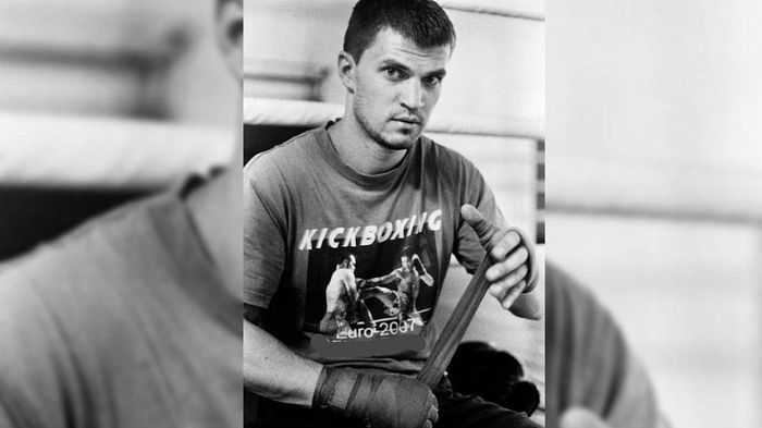 Багаторазовий чемпіон світу з кікбоксингу помер у реанімації після підриву на міні 