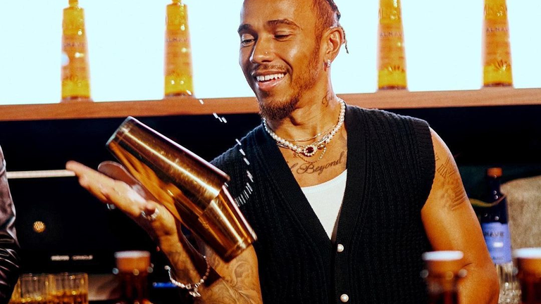 Льюїс Хемілтон / instagram.com/lewishamilton Льюїс Хемілтон / instagram.com/lewishamilton