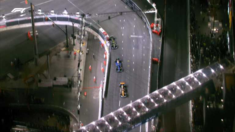 Гран-прі Лас-Вегаса / Скріншот з трансляції Гран-прі Лас-Вегаса / Скріншот з трансляції