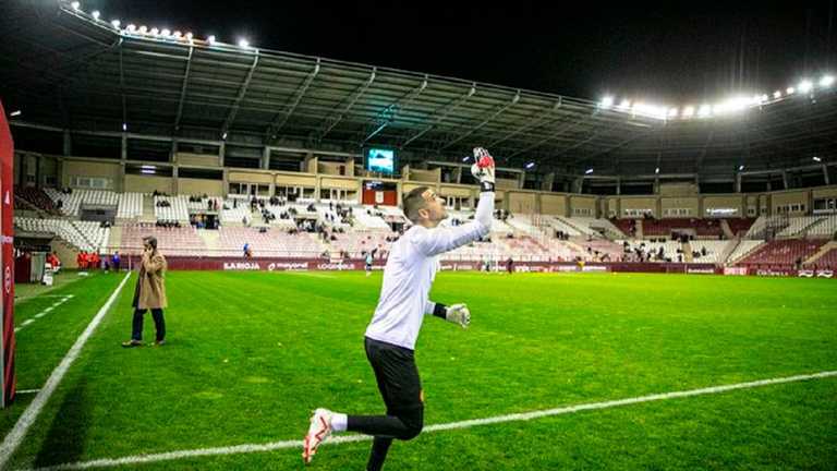 Валенсия обыграла Логроньес / Фото Twitter Валенсии Валенсия обыграла Логроньес / Фото Twitter Валенсии