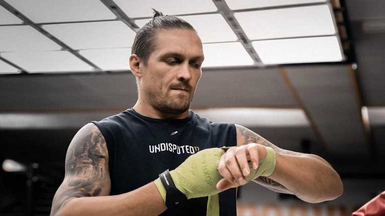 Олександр Усик / Фото facebook.com/Alexanderusyk