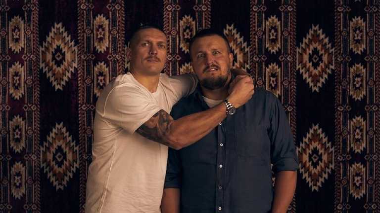 Усик і Красюк / Фото charliegraystudio Усик і Красюк / Фото charliegraystudio