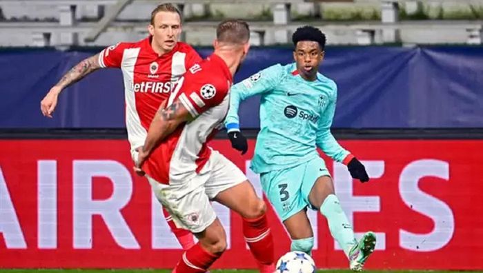 Ліга чемпіонів: Барселона зробила подарунок невдасі, але виграла групу Шахтаря Ліга чемпіонів: Барселона зробила подарунок невдасі, але виграла групу Шахтаря