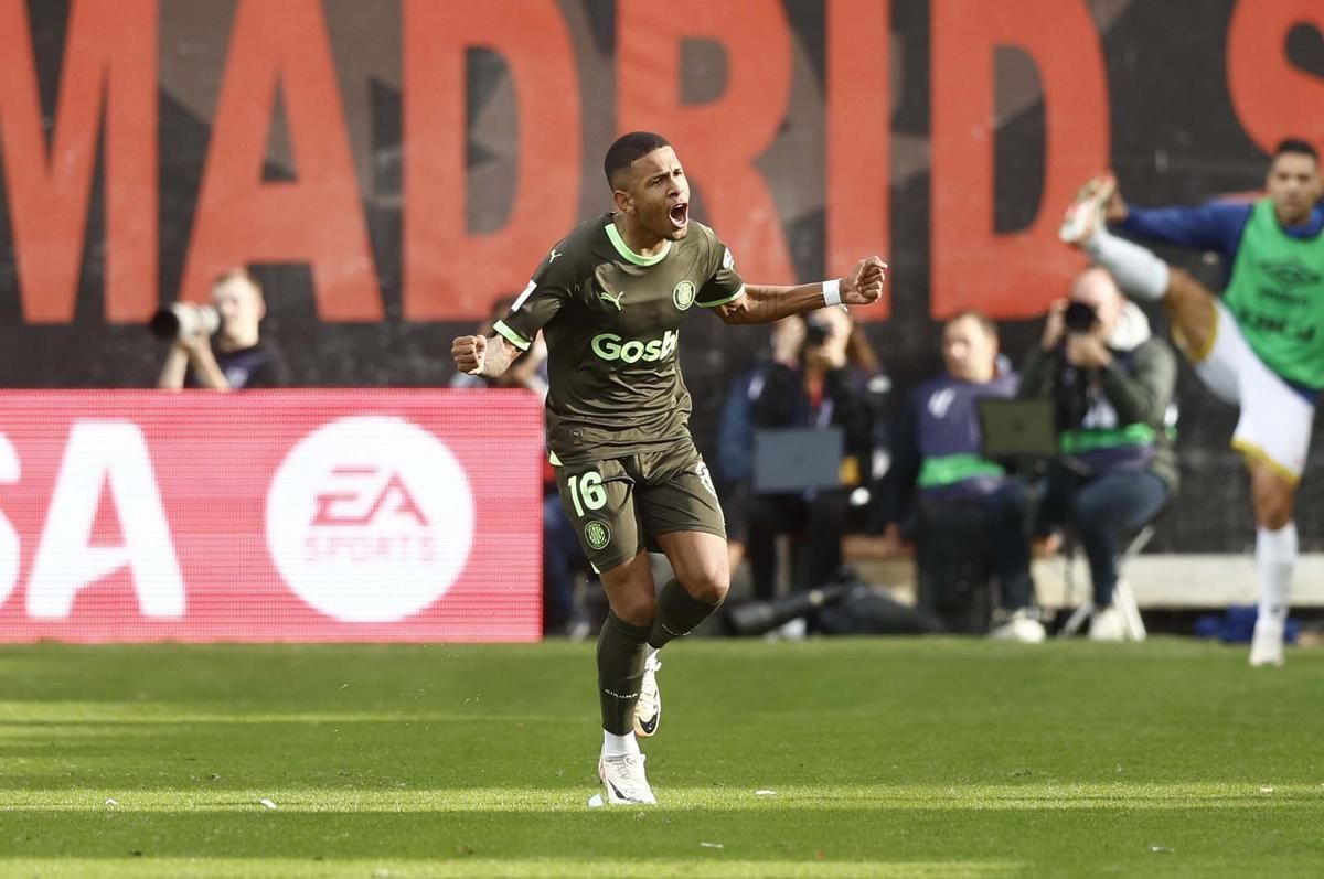 Савио / EFE / RODRIGO JIMÉNEZ