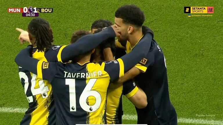 Борнмут растоптал МЮ / Скриншот по трансляции Борнмут растоптал МЮ / Скриншот по трансляции