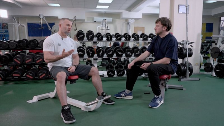 Матвей Бедный (слева) / Фото BBC Матвей Бедный (слева) / Фото BBC