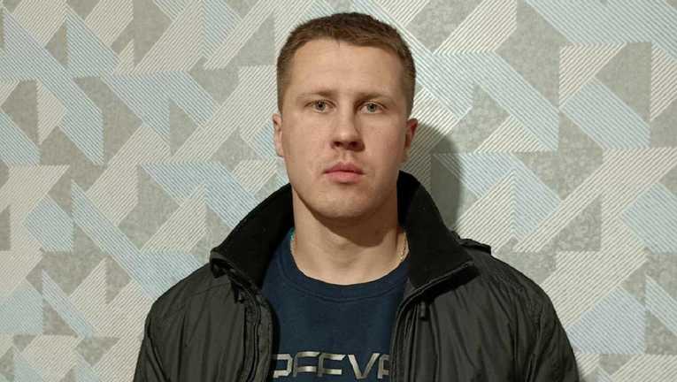 Олексій Ануля через 10 місяців після повернення з полону та реабілітації / Фото Texty.org.ua